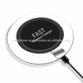 Wholesale QI Wireless Charger 2018 new arrival Fast Universal For iPhone 8/8plus/X Wireless Mobile Phone Charger For Samsung S8